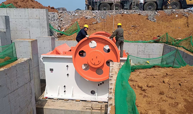 Jaw Crusher: The Core Equipment In The Field Of Mining Coarse Crushing
